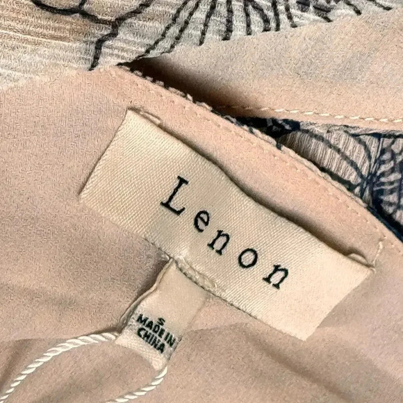 Lenon Swing Dress Blue Cream Floral V Neck Lightweight Flowy Women's S NWT - Picture 5 of 10